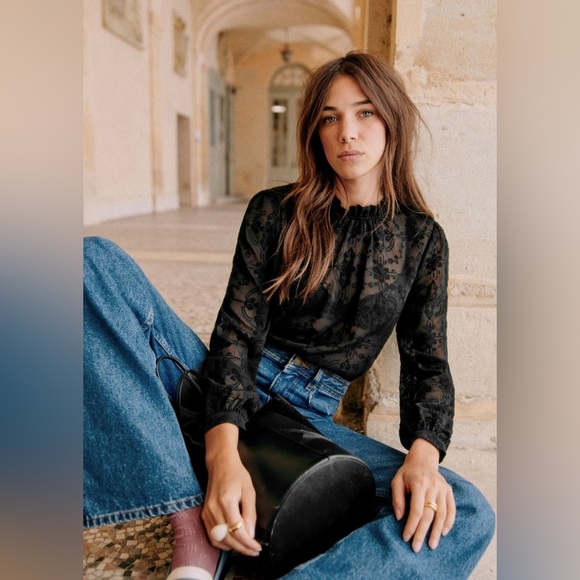 BNWT Sézane Valentine Black Embroidered Blouse US 8 FR 40 Long-Sleeve Sheer Mock - Picture 2 of 7